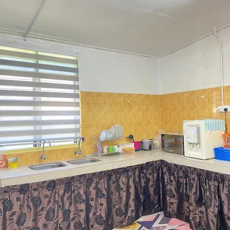 Elly Homestay Kuala Terengganu Exterior photo