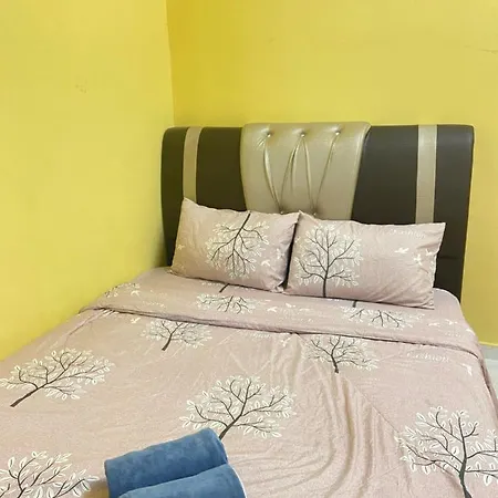 Elly Homestay Kuala Terengganu Exterior photo