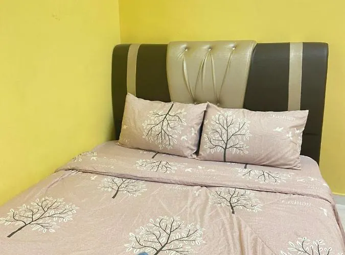 Elly Homestay